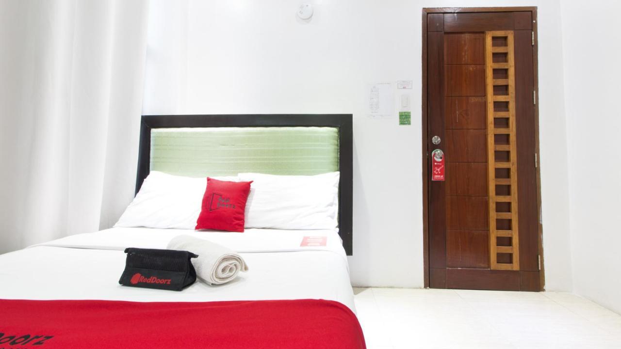 Hotel Reddoorz @ Real Fatima Tacloban à Anibong Extérieur photo