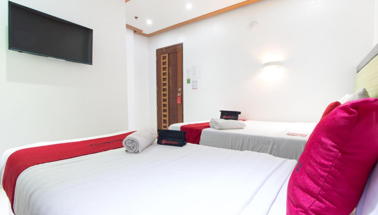 Hotel Reddoorz @ Real Fatima Tacloban à Anibong Extérieur photo