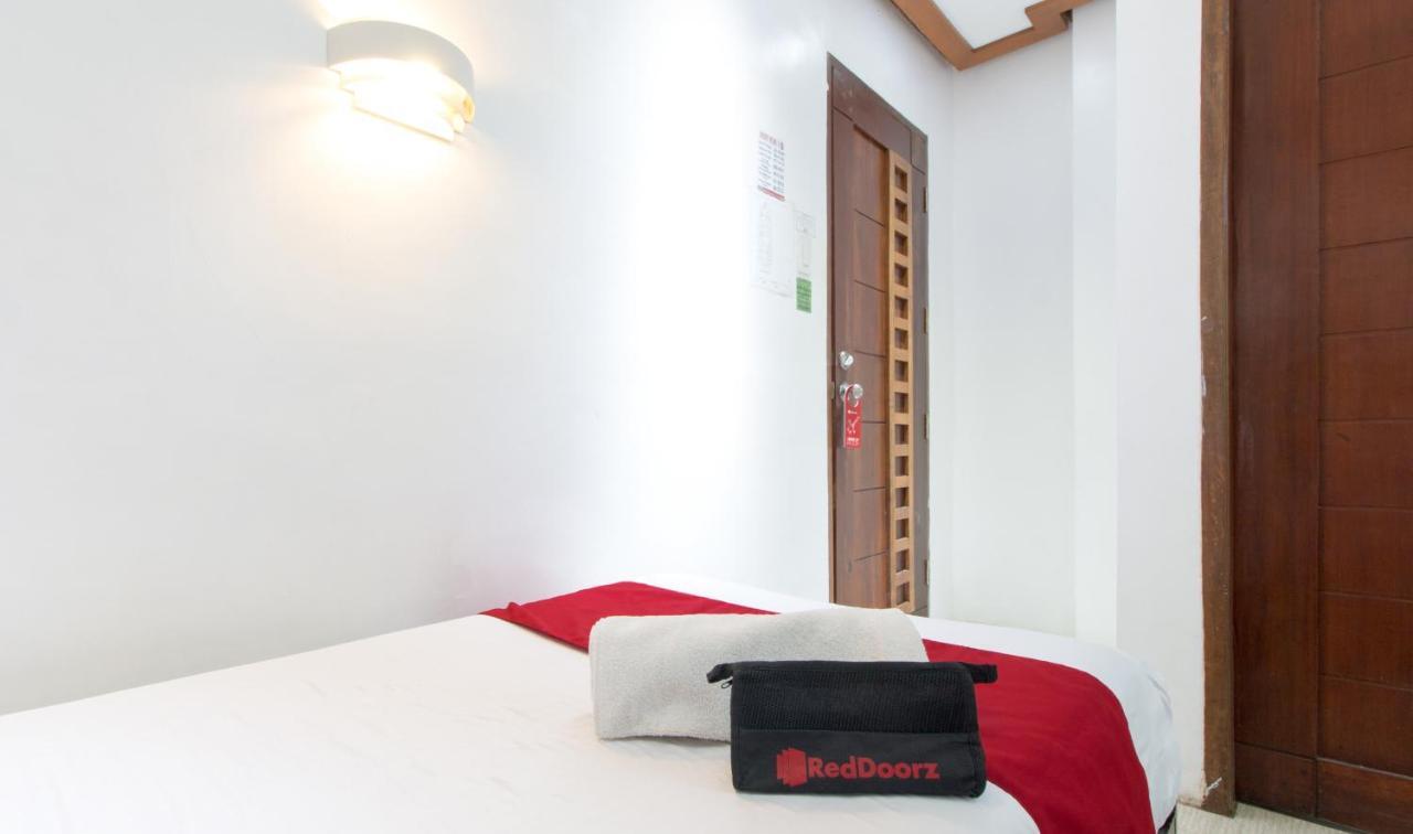Hotel Reddoorz @ Real Fatima Tacloban à Anibong Extérieur photo