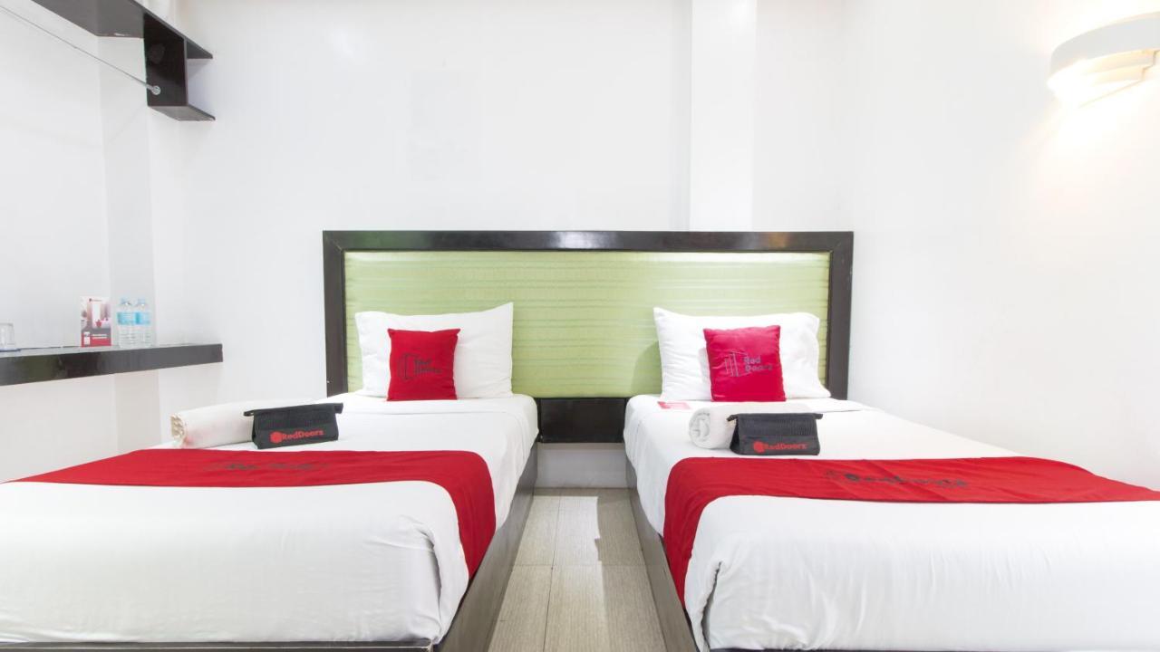 Hotel Reddoorz @ Real Fatima Tacloban à Anibong Extérieur photo