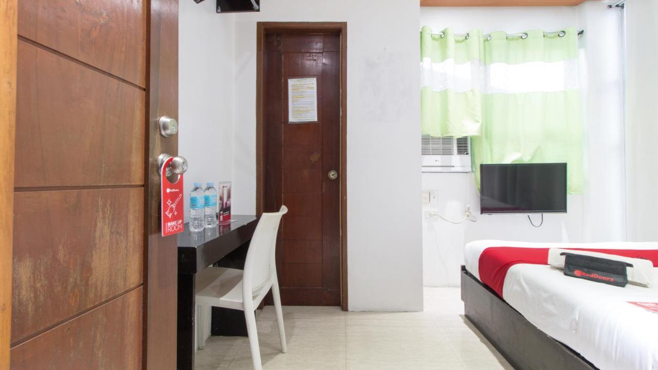 Hotel Reddoorz @ Real Fatima Tacloban à Anibong Extérieur photo